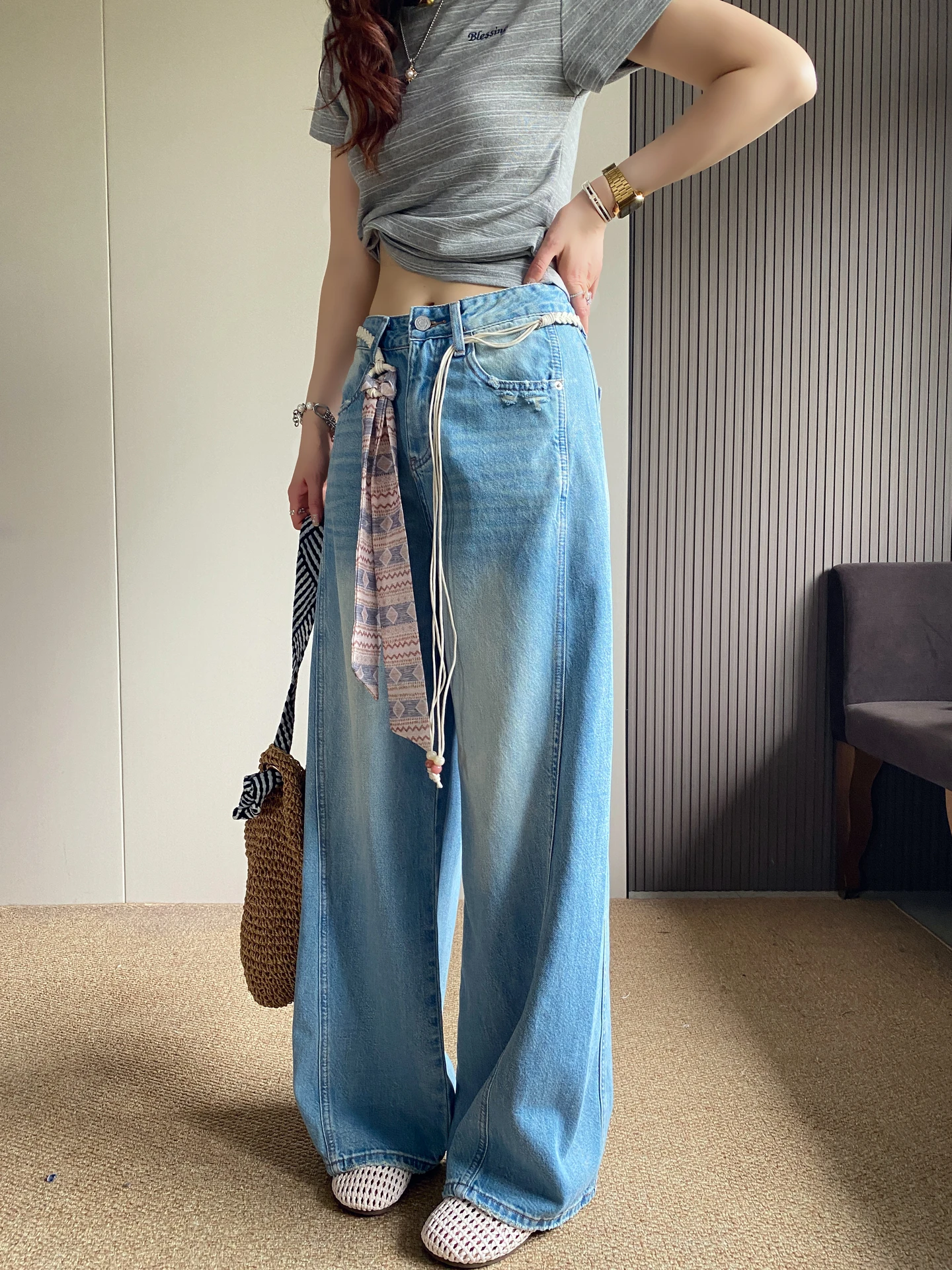 

High Waist Loose Casual Slimming Wide Leg Jeans Women's Spring New Style Blue Bend Knife Jeans Soft Denim Daily Wear