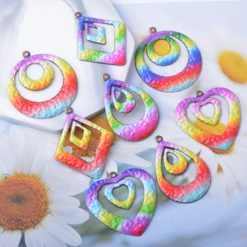 8 Stück/Set Sommer-Stil Eisen Regenbogenfarben Geometrie Herz Runde Anhänger Schmuckzubehör Bemalte Ohranhänger Damen DIY Accessoires – Detail 3