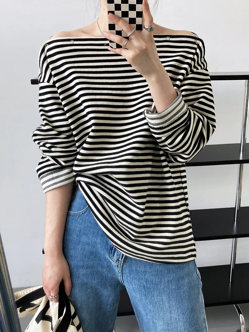 FAVRE Metal Buckle Stripe Sweatshirts Sloping-shoulder One-word-neck Two Wear Pullovers Spring Autumn Ins Casual French Tops