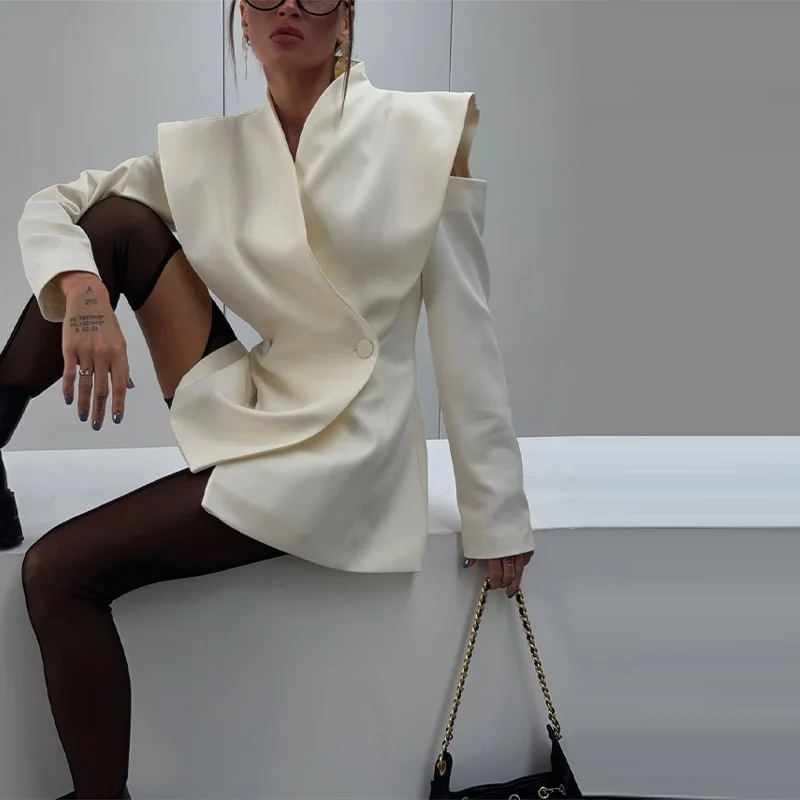 Chic Deconstructed Women's Blazer Modern Full Sleeve Waist-cinched Button Lady Jacket 2026 Fashion Autumn Female Highstreet Coat