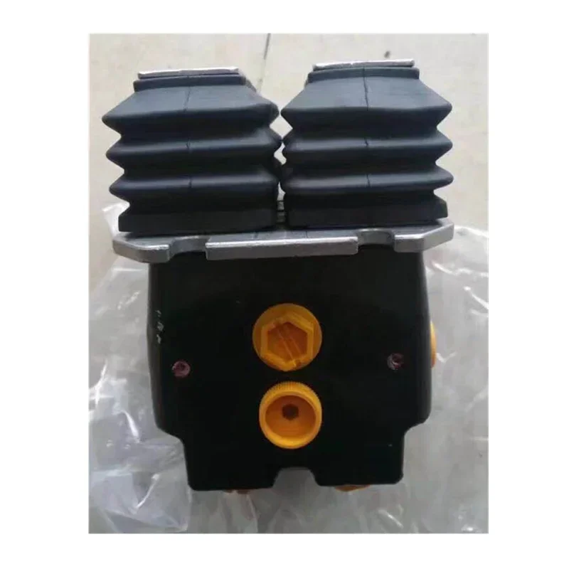 Excavator cabin spare parts SK200-8 SK210-8 Foot Valve Pedal Pilot Valve YN30V00106F2 YN30V00105F2