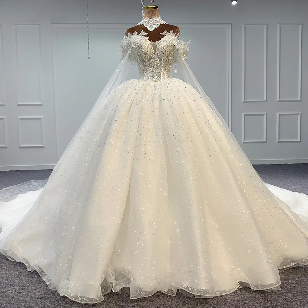 

Exquisite Women Wedding Dress White Luxury V-Neck Pearls Beading Ball Gowns Fashion Chapel Train Lace Appliques Bride Dress