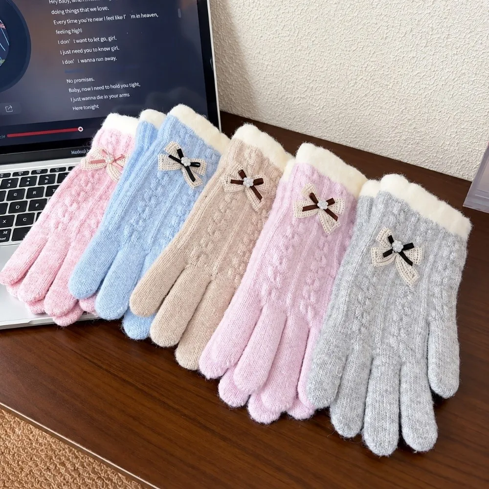 Fleece Lined Full Finger Cable Knitted Gloves Faux Alpaca Bow Decoration Thick Winter Gloves Warm One Tip Touch Screen Gloves