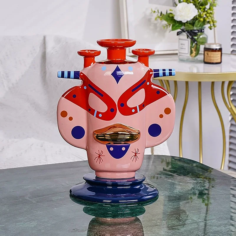 Italian Designer Nordic-style Light Luxury Creative Vase, High-end Art Ornaments for Living Room, Dining Table Candlesticks.