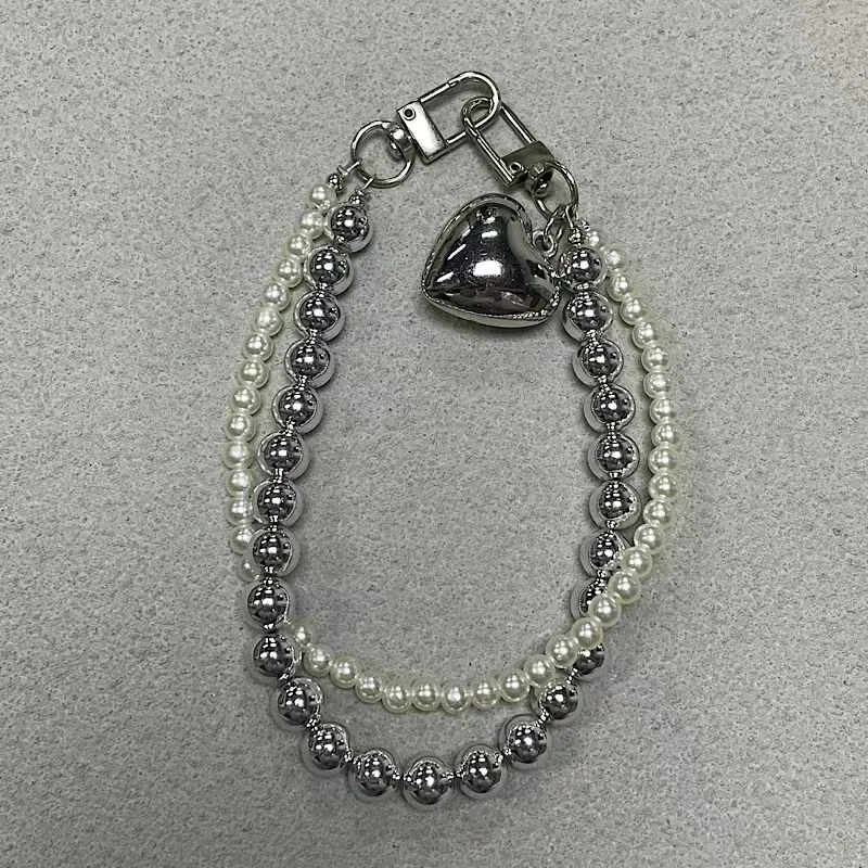 

1pcs Love Bead Phone Charm With Accessories Keychain Camera Bag Pendant Hanging with iPhone Keychain