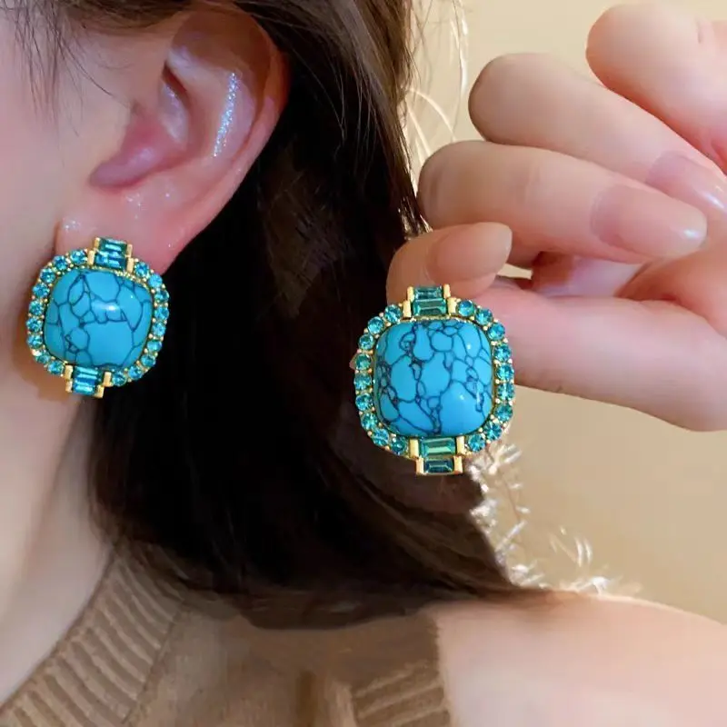 New Retro Diamond Embedded Artificial Turquoise Fashion Women's Earrings Simple Design Elegant Jewelry Accessories