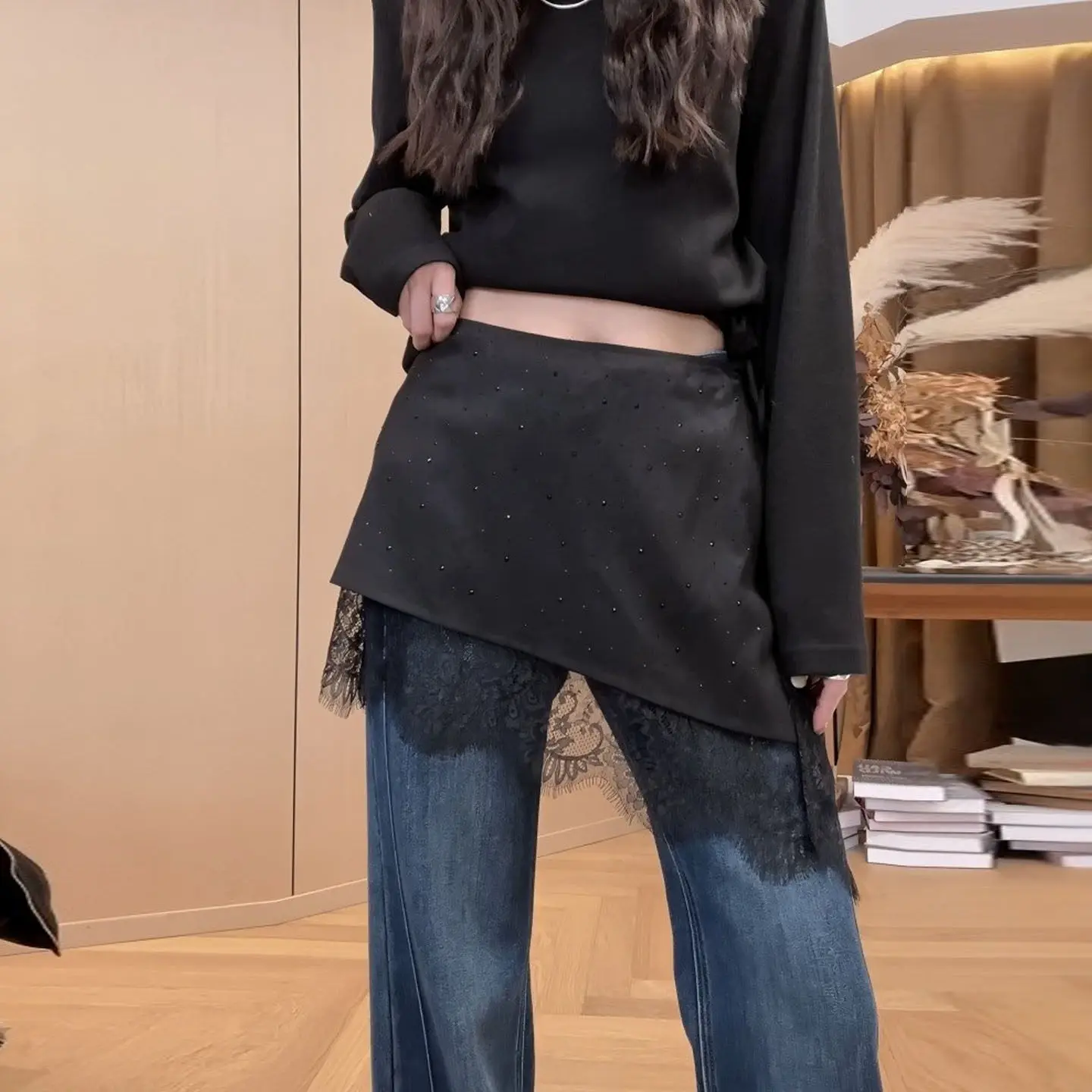 

Черная кружевная юбка с камнями, женская, новинка 2026 года, сексуальная многослойная юбка А-силуэта, корейская версия, стандартный крой, для повседневной носки