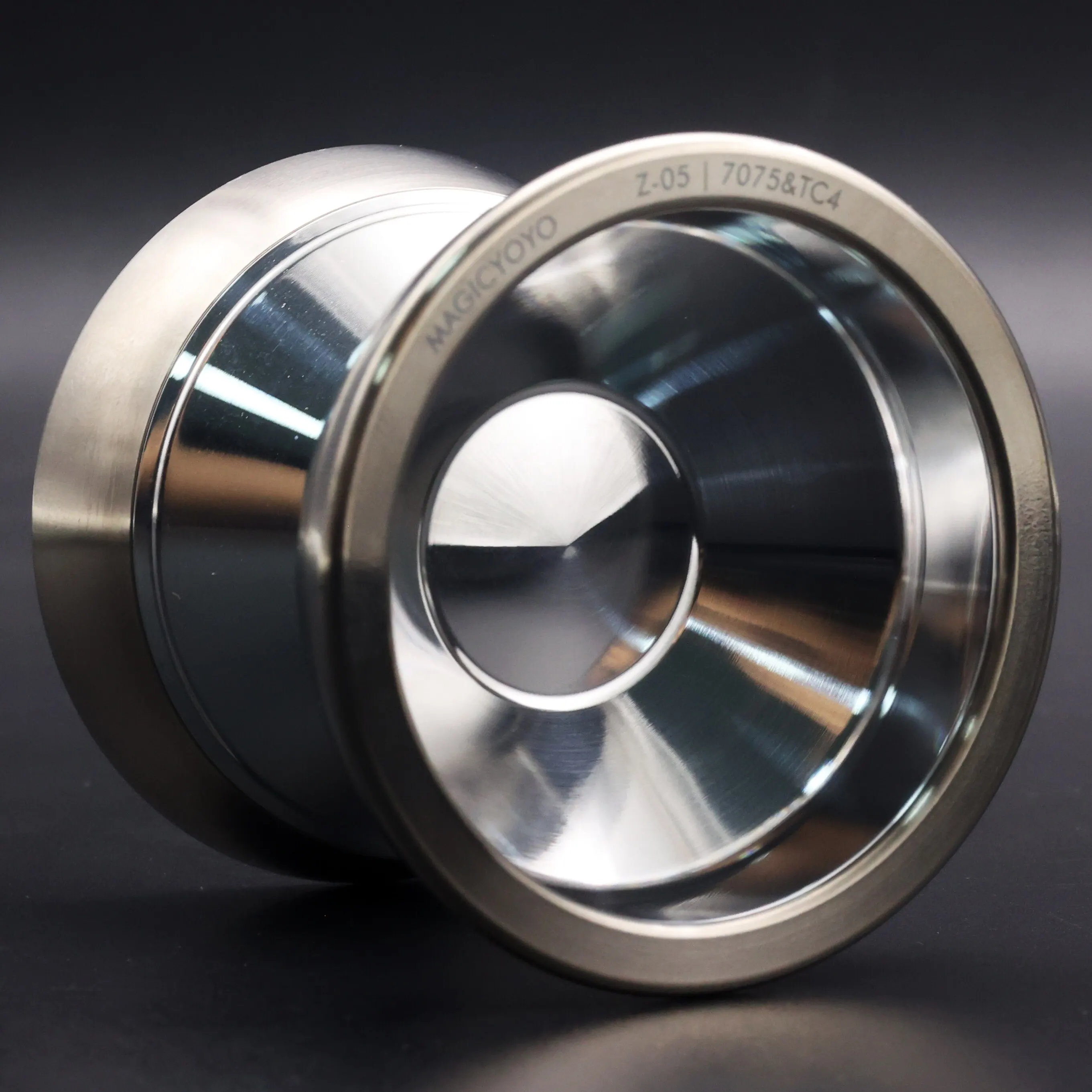 

7075 Aluminum + Titanium Alloy Ring Yo-yo Z05 High-End Competitive Professional Trick Yo-yo MAGICYOYO