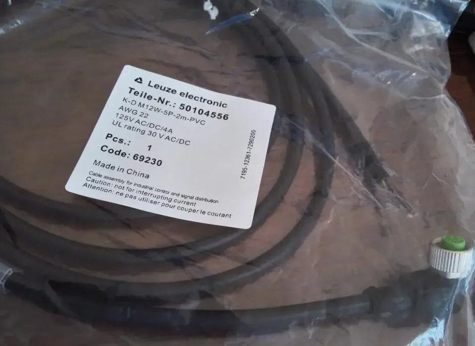 

New original photoelectric sensor L-type cable K-D M12W-4P-2M-PVC