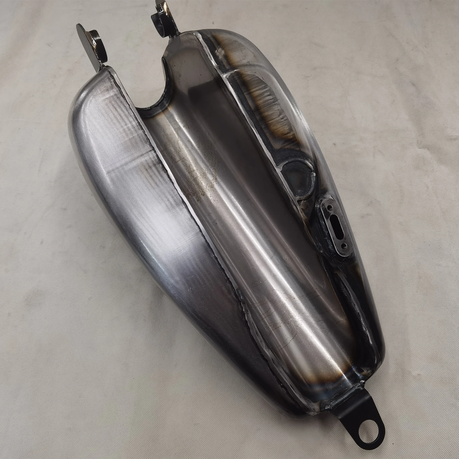 10 Liter Motorcycle Petrol Gas Fuel Tank W/ Gas Cap For YAMAHA SR400 500 SR500 SR 400 Accessories