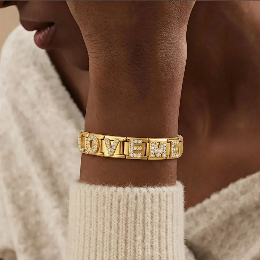 URING A-Z 26 Buchstaben Zirkonia-Anhänger in Goldfarbe, 9mm, italienische Edelstahl-Armbandglieder, DIY-Schmuckherstellung mit individuellem Namen – Detail 7