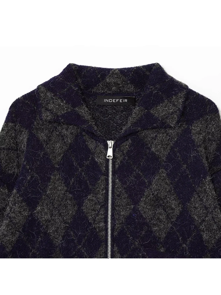 Giacca lavorata a maglia da donna 2025 Giacche da donna a maniche lunghe con cerniera per il tempo libero High Street Cappotti corti Lady Autunno New Fashion Capispalla