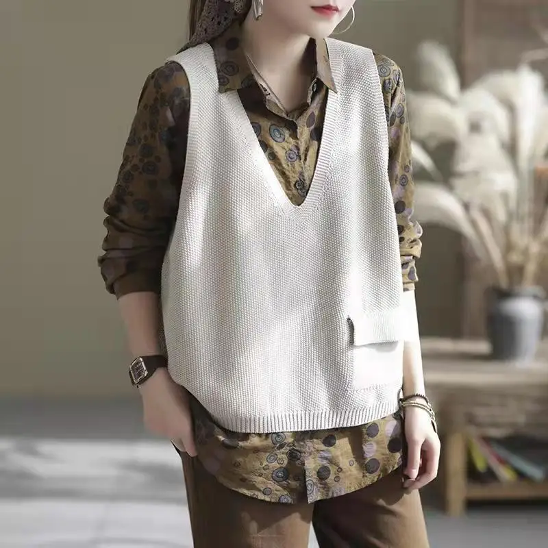 Spring Autumn New Fashion V-neck Solid Color Sweater Vest Women\'s Clothing Pockets Loose Casual All-match Korean Knitting Tops