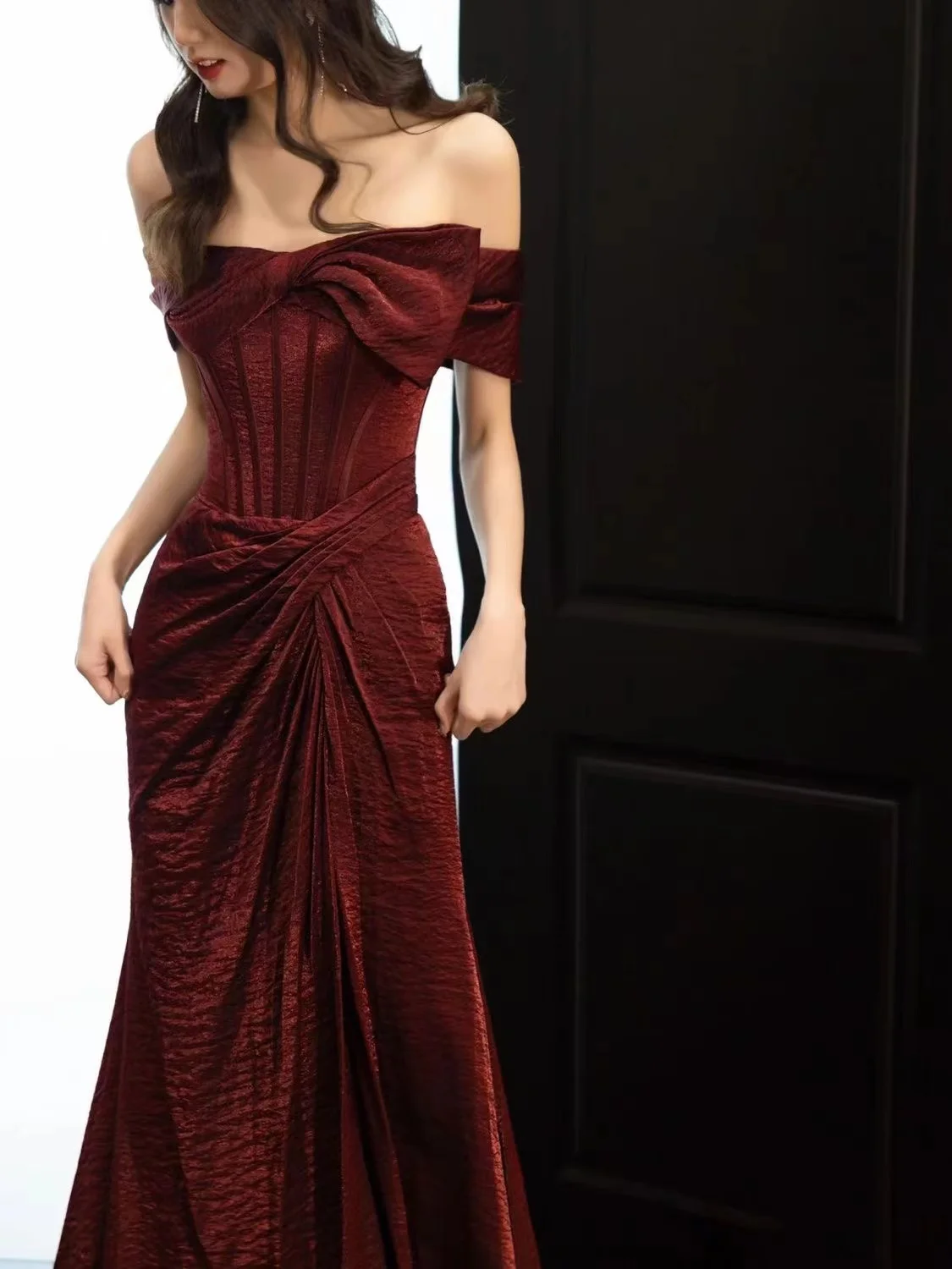 Robe de soirée sexy pour femme, robe slim pour banquet, savoir la nouvelle mariée, tempérament, 69, chaud, 2024