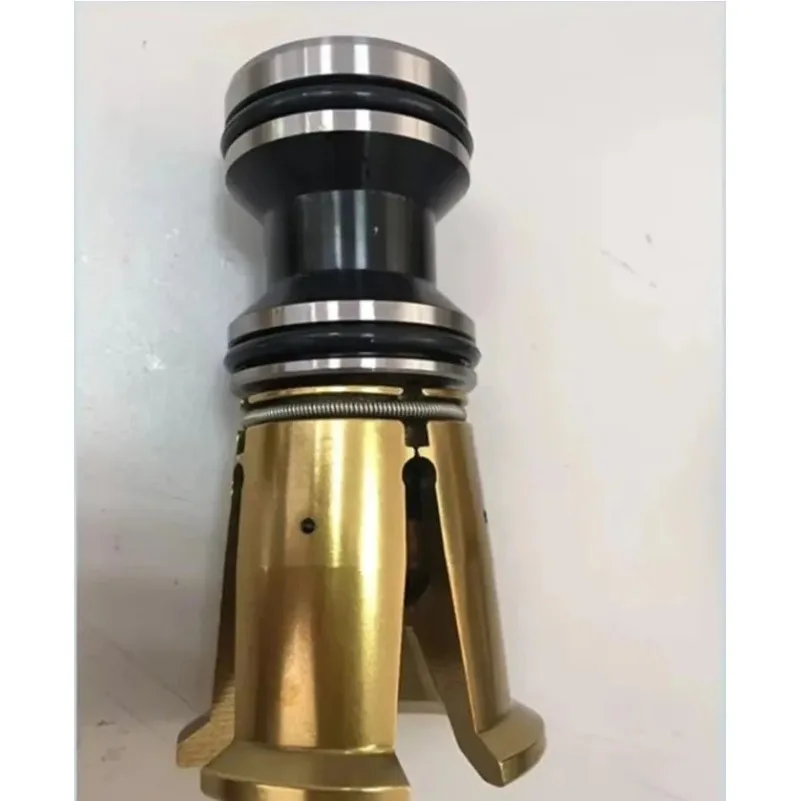 BT30 BT40 45 Degrees Gripper External Internal Threaded Spindle Claw Clamp 4 Petal Pull Claw