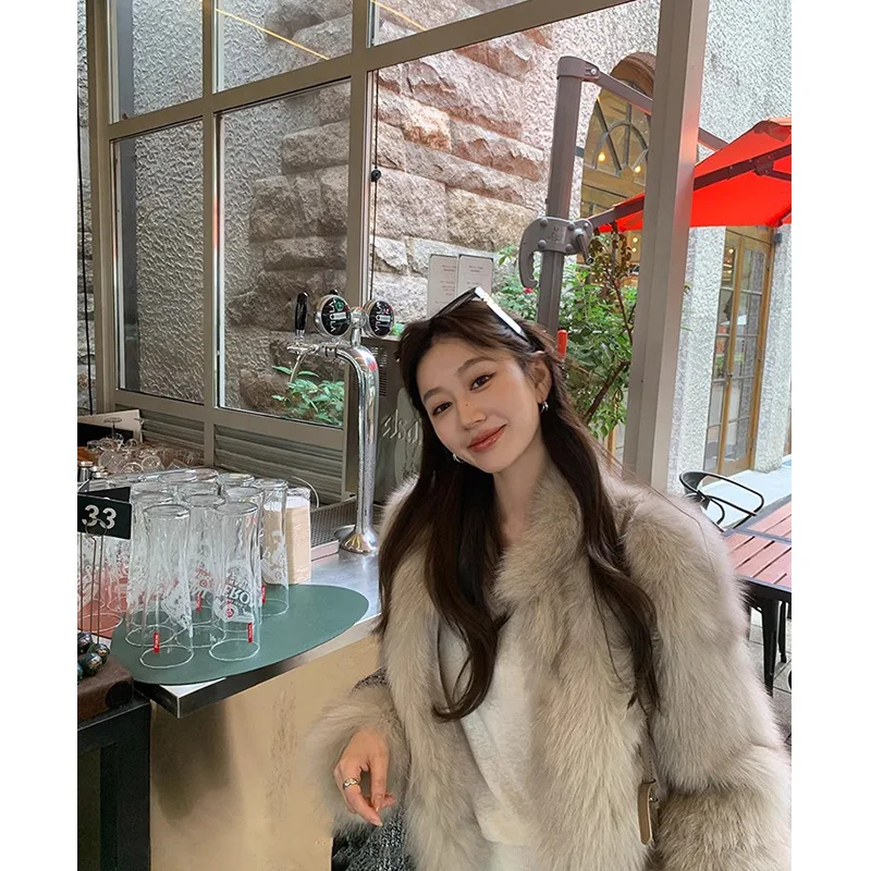 2025 New Hairy Women's Winter Thin Hairy Light and Ripe Wind Jacket Women's Plush Cold Protection
