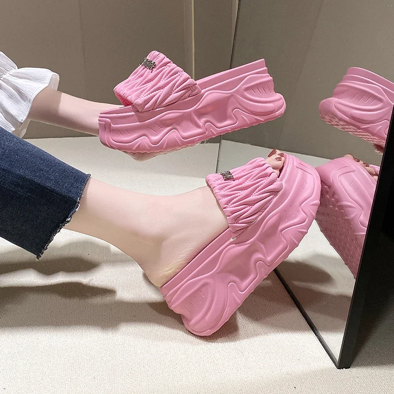 7CM Flip Flops Women Slippers Super High Heels Platform Shoes Wedges Beach Shoes Pleated Sandals Summer New Chunky Shoes Woman