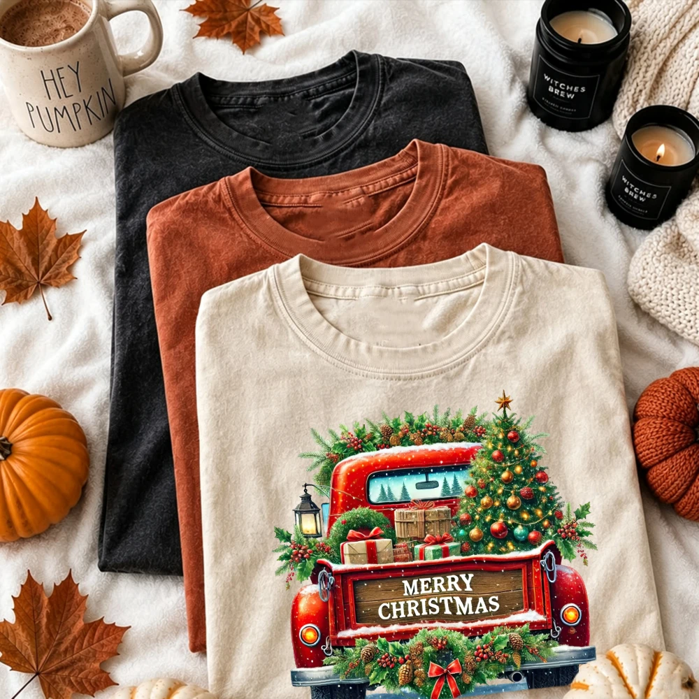 Red Vintage Pickup Truck Christmas Tree Holly Graphic Women Casual Short Sleeve T-Shirt Retro Xmas Holiday Farmhouse Winter Top