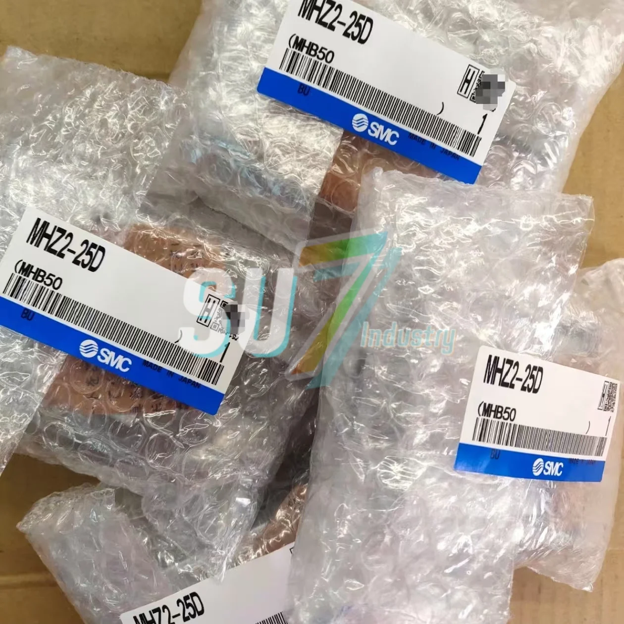 

MHZ2-25D New In Box atic Parallel Air Gripper Cylinder