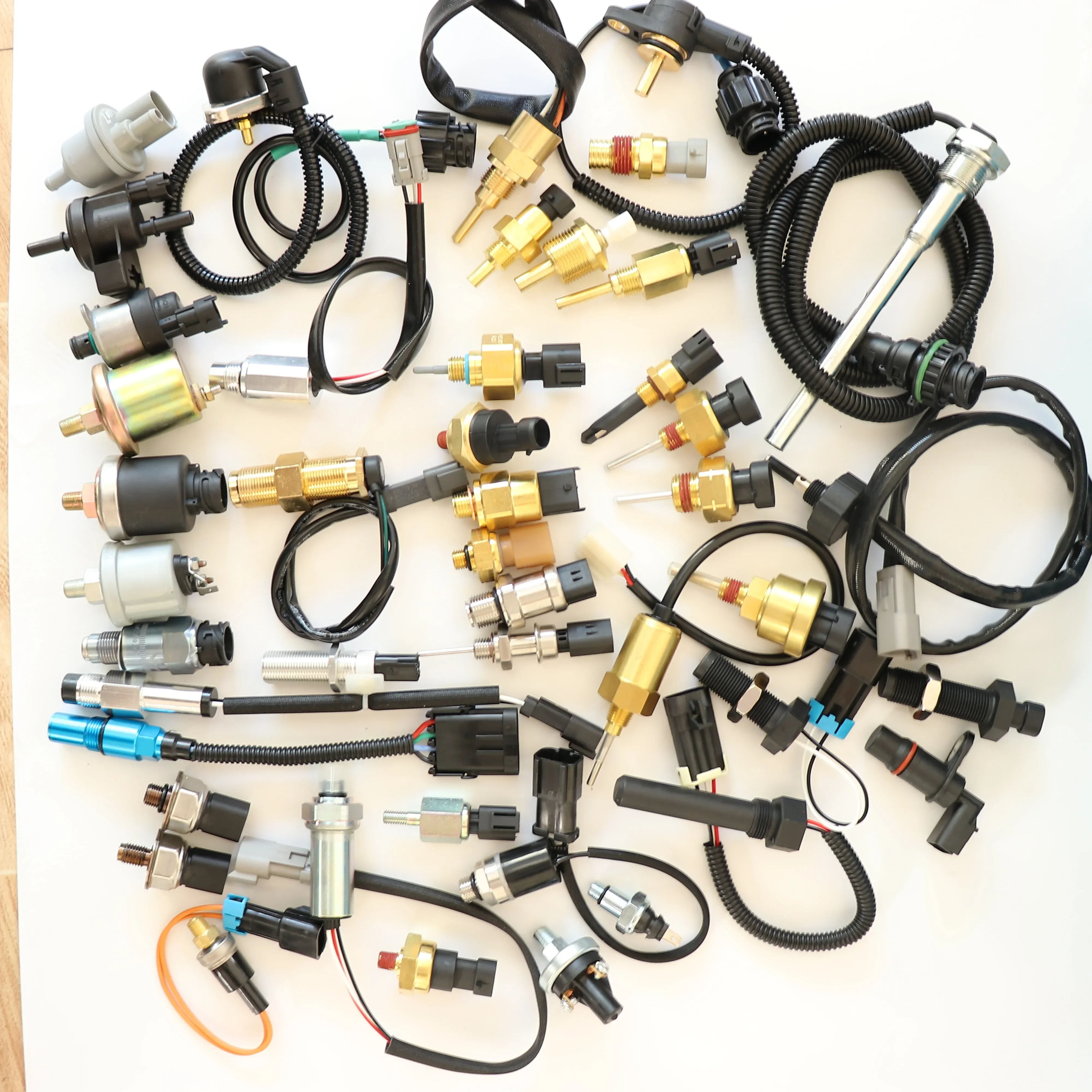 أفضل بيع نموذج المنتج 89458-20051 8945820051 10007-02804-42 لمستشعر ضغط السكك الحديدية المشتركة للوقود مستشعر الضغط العالي #1