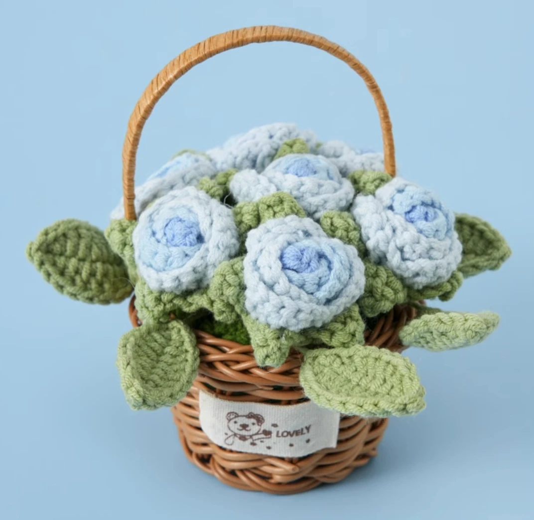 

Finished mini rose flower basket wool knitted bonsai fake flower ornaments new style for graduation teachers holiday gifts