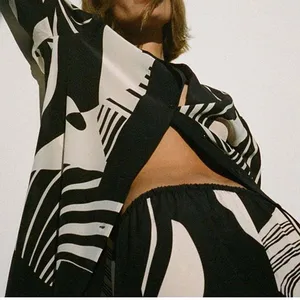 نساء بأكمام طويلة بنطلون ساق مستقيم أنيقة ملابس طية صدر السترة طباعة رقمية فضفاضة أزياء الشارع 2 قطعة مجموعة 2023 أفضل 12 مجموعة اجتماعية للمبيعات والبلوزات - رقم 1