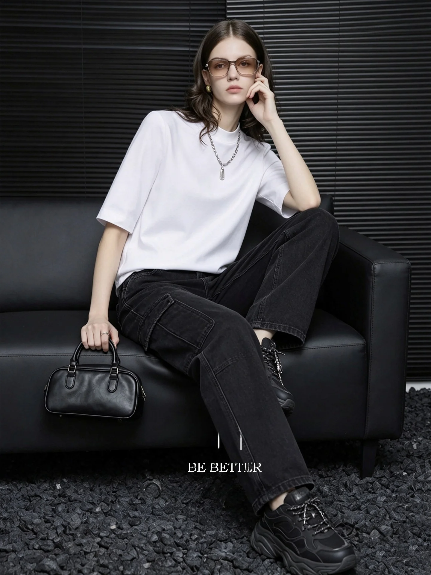 Elegant Back Centered Five Sleeve T-Shirt Women's Simple Design Cotton French Style Standard Fit Tour Commute Daily Wear