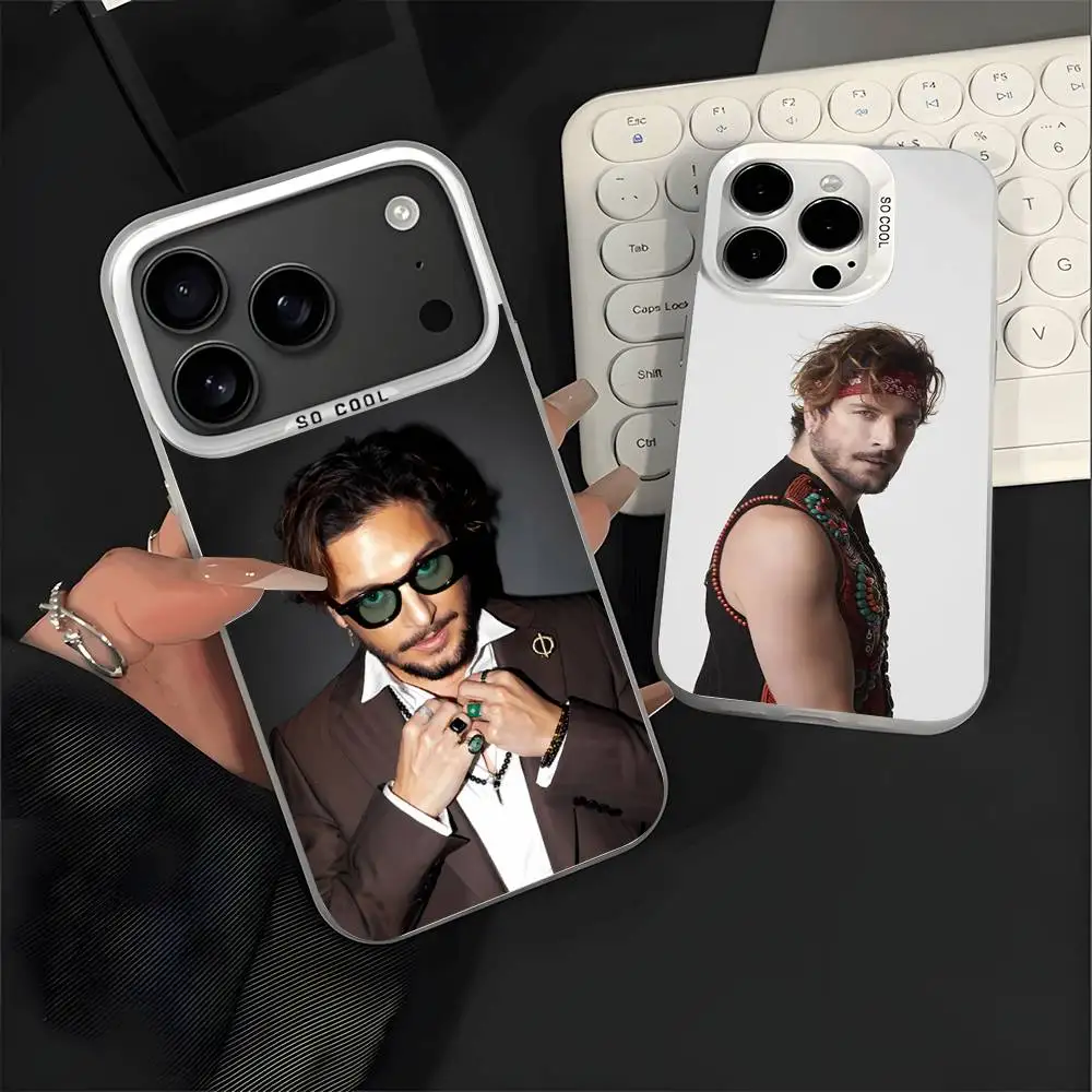 

M-Manuel Carrasco For iPhone 17,16,15,14,13,12,11,Mini,Pro,E,SE4,XS,MAX White Candy Matte Cover
