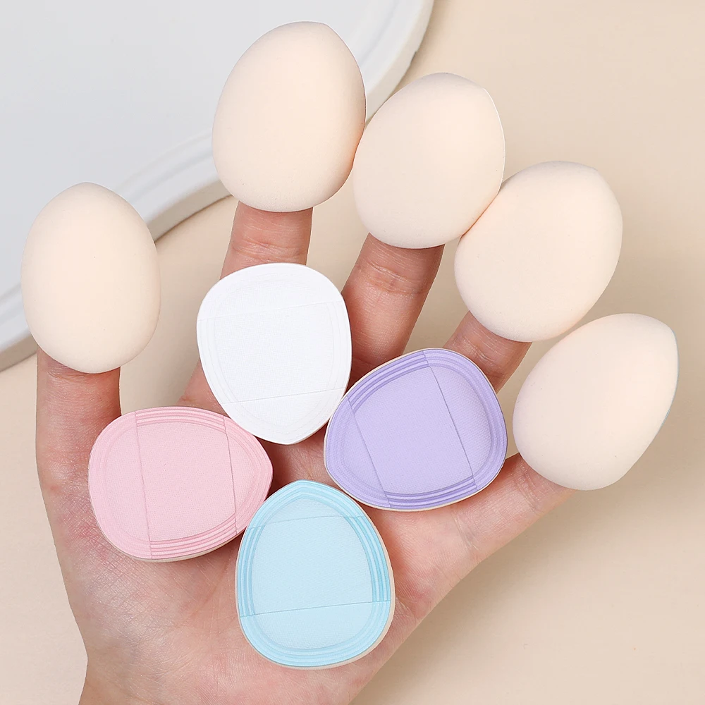 Mini Vinger Luchtkussen Poeder Puff Willekeurige Kleur Gezichtsdetail Concealer Blusher Make-Up Beauty Cosmetica Blader Nat Droog Gebruik Tools