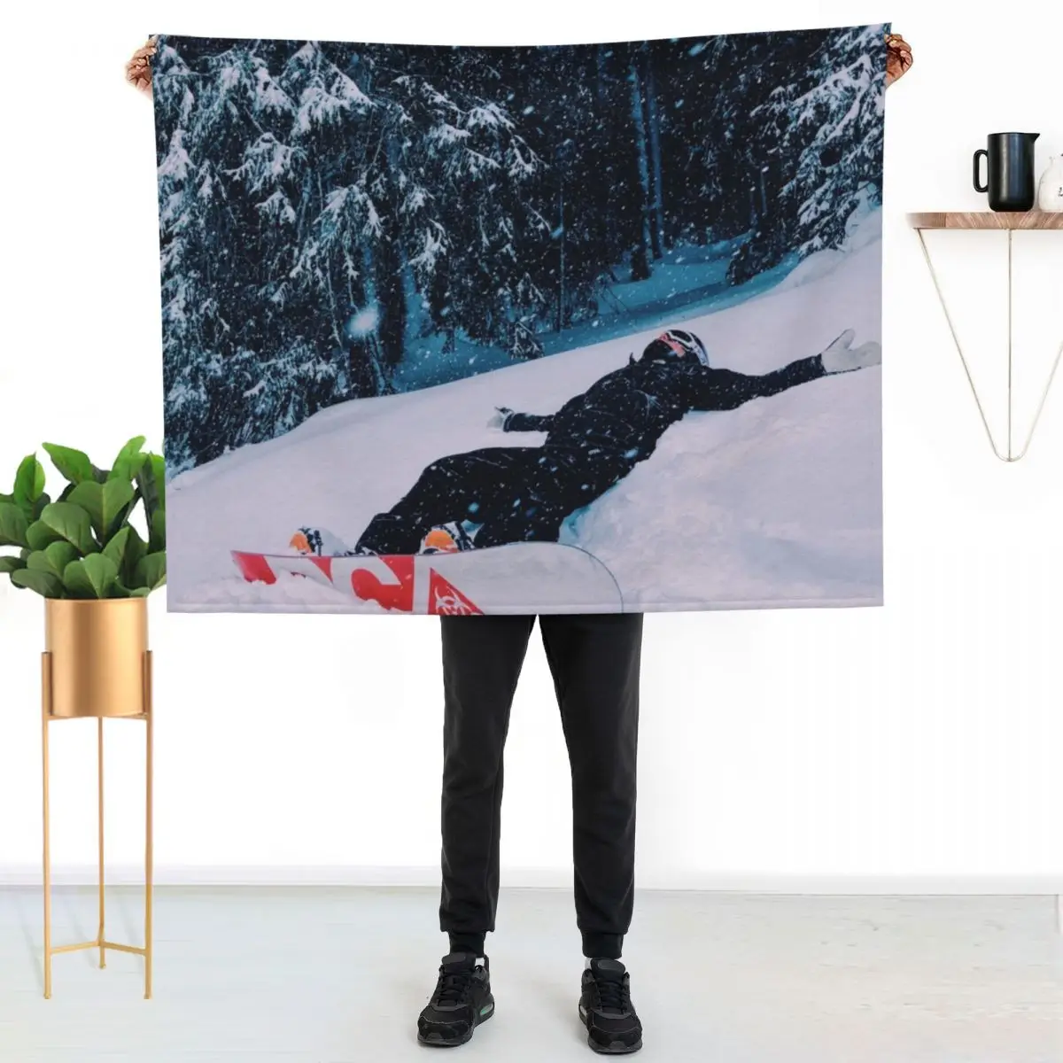 snowboarder in the Austrian Alps Throw Blanket christmas decoration Cute Luxury Designer halloween For Decorative Sofa Blankets