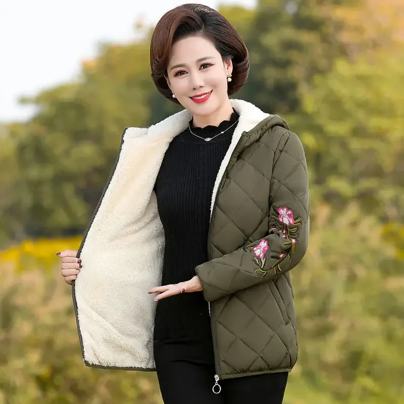 Embroidery Winter Hooded Cotton Jacket Women Parkas Fleece Lining Warm Long Sleeve Thicker Short Top Outerwear Slim Coat New
