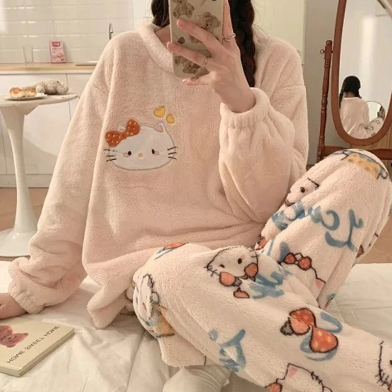 Sanrios Hello Kitty Kuromi My Melody Flannel Winter Pajamas Girls Cartoon Plus Velvet Thickened Coral Velvet Kawaii Home Clothes