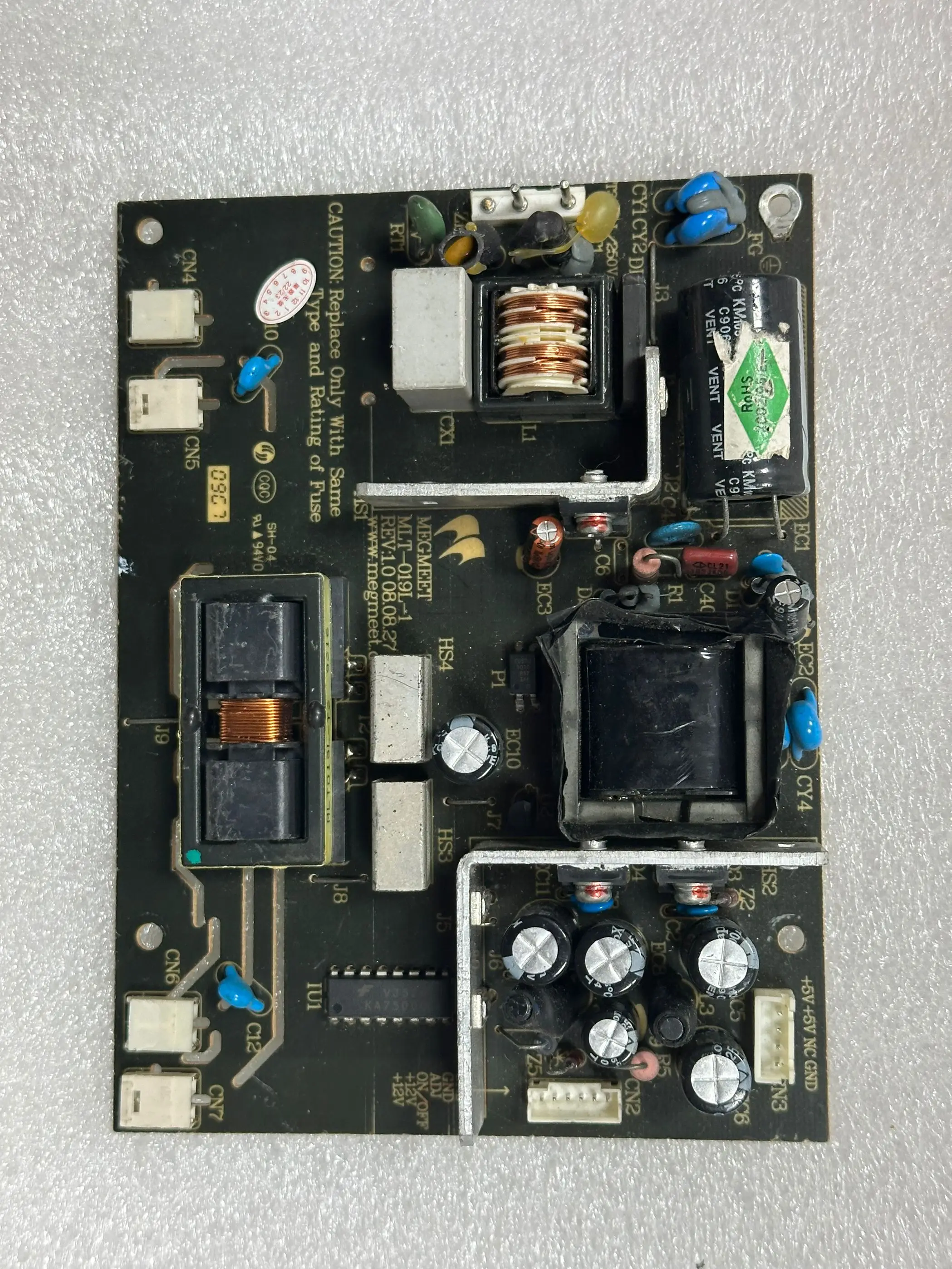 

Оригинальная плата питания телевизора LT22518 LT22528 MLT019L-C MLT-019L-1