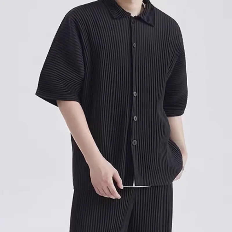 

2025 New Top Quality ISSEYS MIYAKES Japan Pleated Short Sleeve Shirt Pressed Pleat Draped Feeling Lapel Loose Casual Jacket Mens