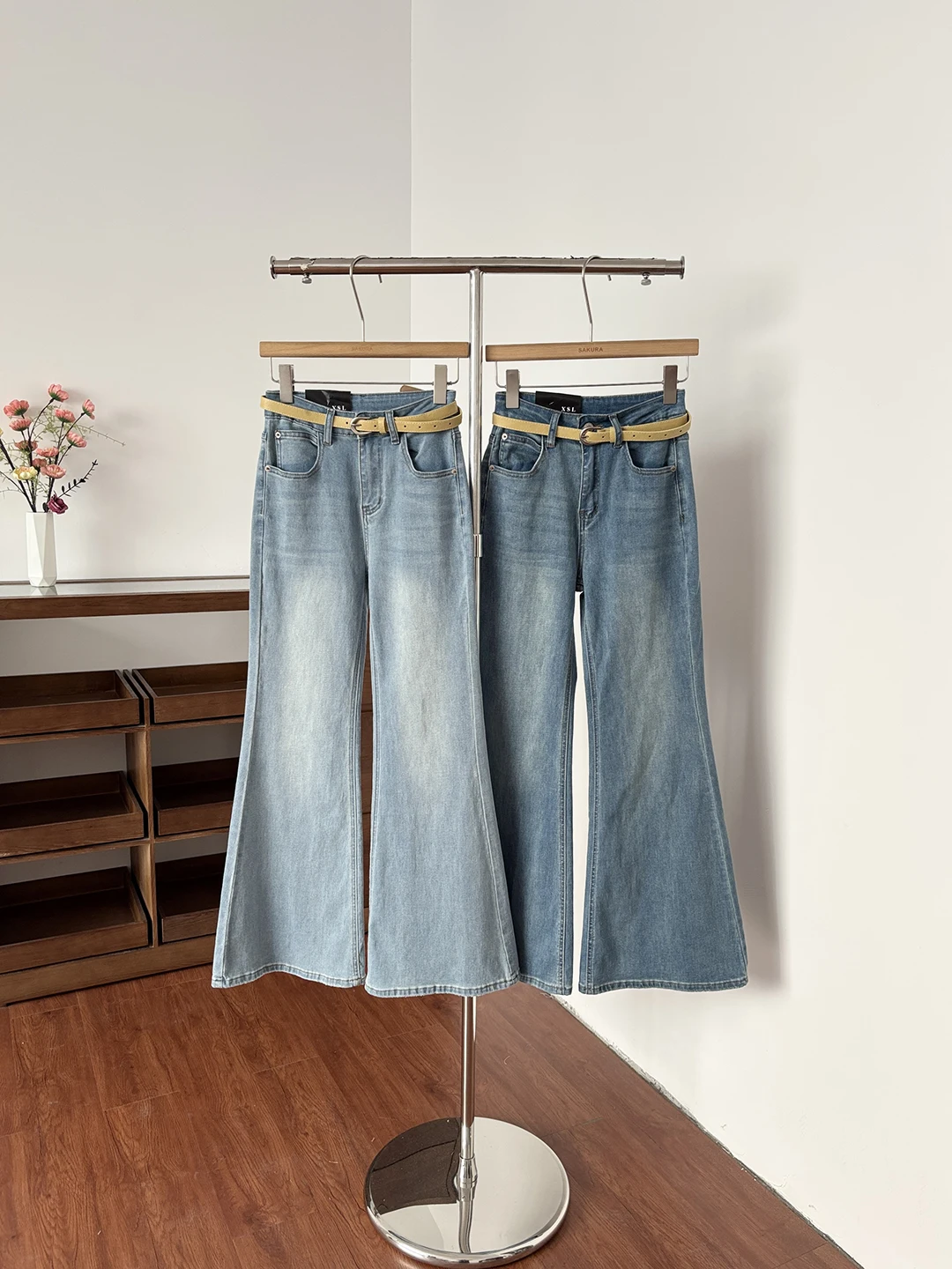 

Spring Summer 2026 High Waist Slim Fit Bell Bottom Commuter Friendly Retro Korean Style Women's Jeans Polyester Fiber C...