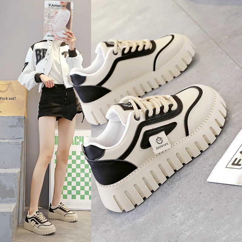 

Women Vulcanized Shoes Internet Famous Thick Sole New Versatile Soft Sole Lightweight Sports and Leisure Board Shoes
