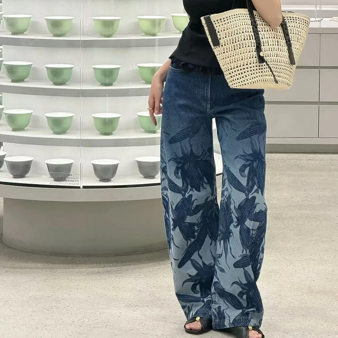 2026 New Fashion Washed Blue Floral Print Streetwear Jeans Women High Waist Novelty Denim Pants