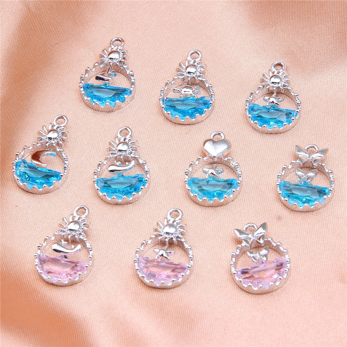 10pcs new ocean hot sale Whale Sheng You You Blue Ocean Series Pendant Pendant DIY Earring Necklace Accessories