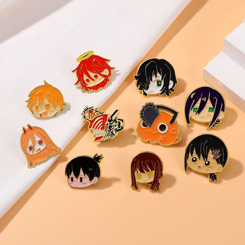 Broche en émail pour homme, tronçonneuse, chapeau, chemise, épingle à revers, accessoire de Costume de Cosplay, broche à la mode, cadeau pour amis et Fans