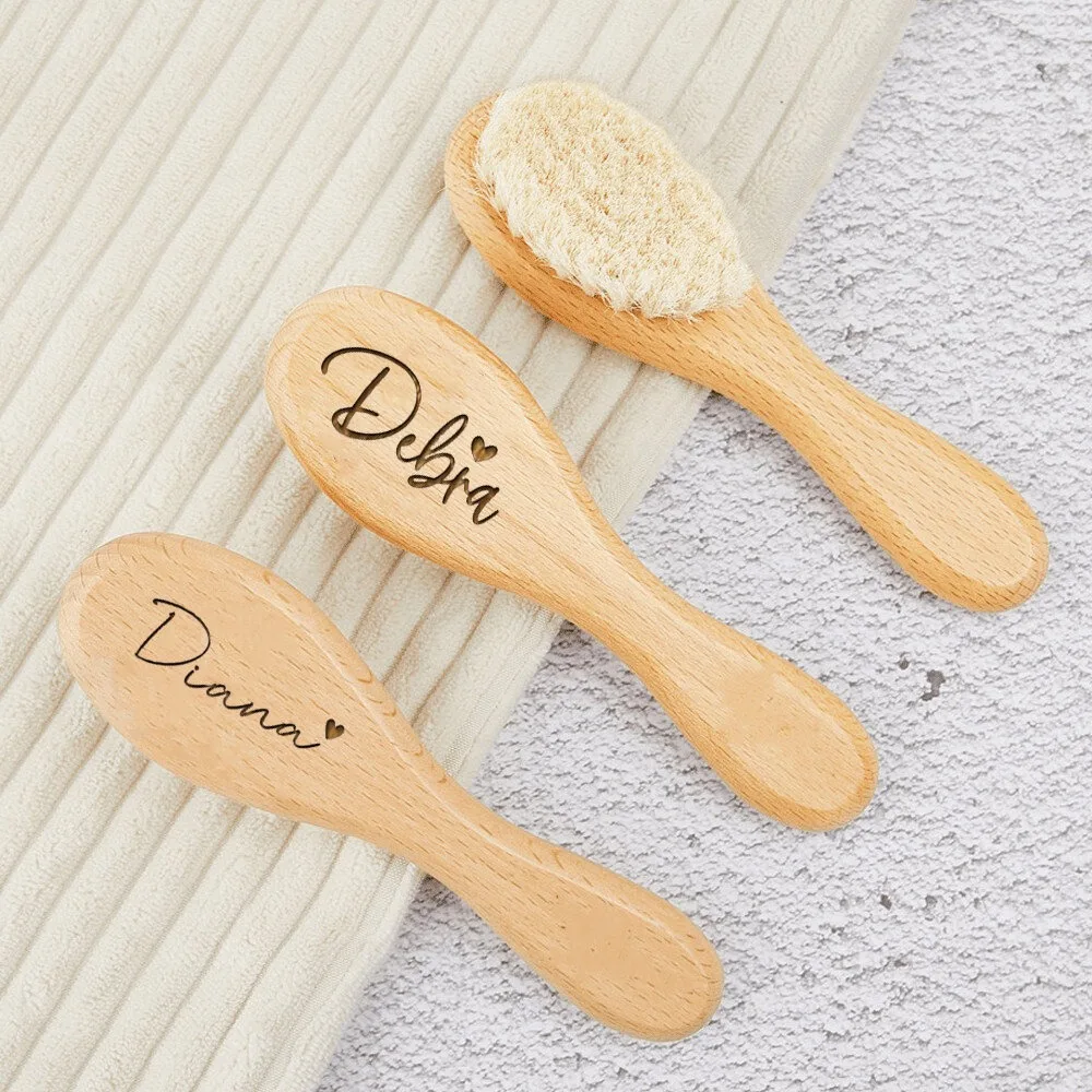 

jiangyuanyuan: Personalized wooden comb tool, customized name, as a commemorative comb gift for family and friends, personalized
