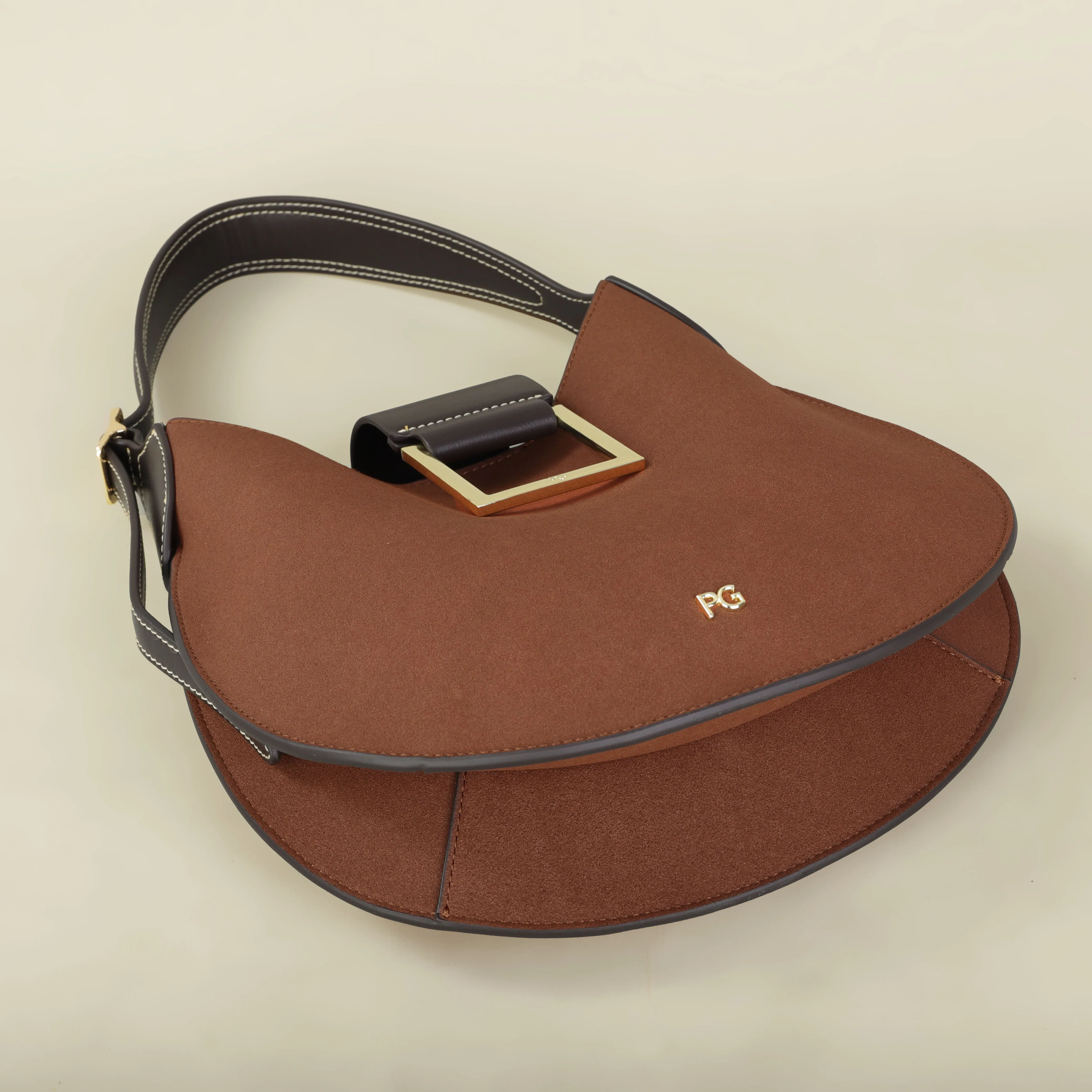 PG Fashion Unterbeintasche Klassisches Design Hochwertige Minimalistische Elegante Damen-Handtasche in Knödelform Ausverkauf – Detail 4