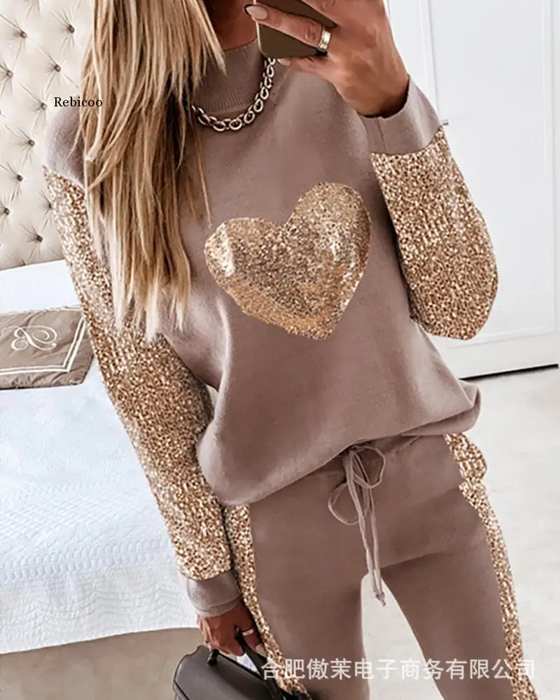 

2021 Autumn New Women's Khaki Love Sequin Casual Suit Fashion Casual Lady Two Piece Set