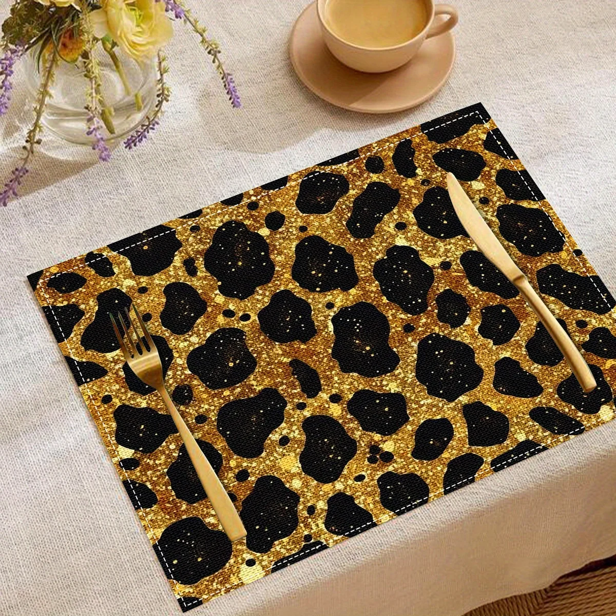 Modern Luxury Gold Leopard Shiny Print Heat Resistant Washable Table Placemats Dining Table Accent Decor 4 Piece Set