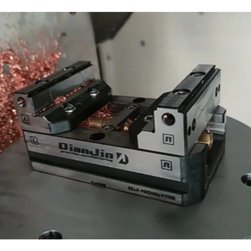 DJ-1220CRM/DJ-1225CRM 52HRC 4/5 Axis Self Centering Pliers High Rigidity CNC Vise Clamp Fixture