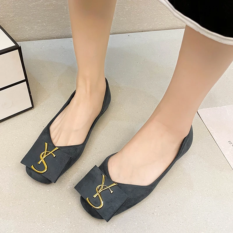 French temperament 2024 spring new lazy flat gentle lady 100 with skirt low heel soft soled bean shoes