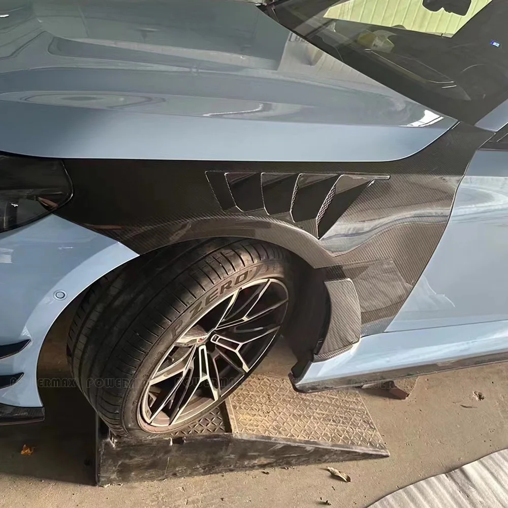 

For BMW M2 G87 Carbon Fiber Front Fenders Dry Carbon Accessory for Vehicle Upgrade New Condition Bumper Flade