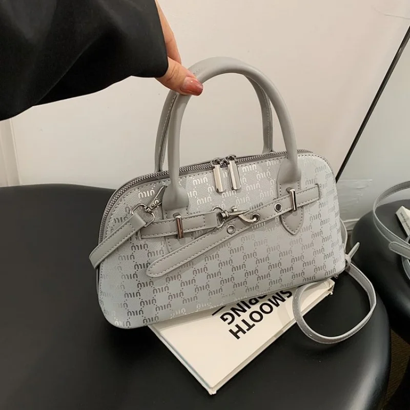 

Классическая кожаная женская сумка через плечо Сумка-мессенджер от известного дизайнера