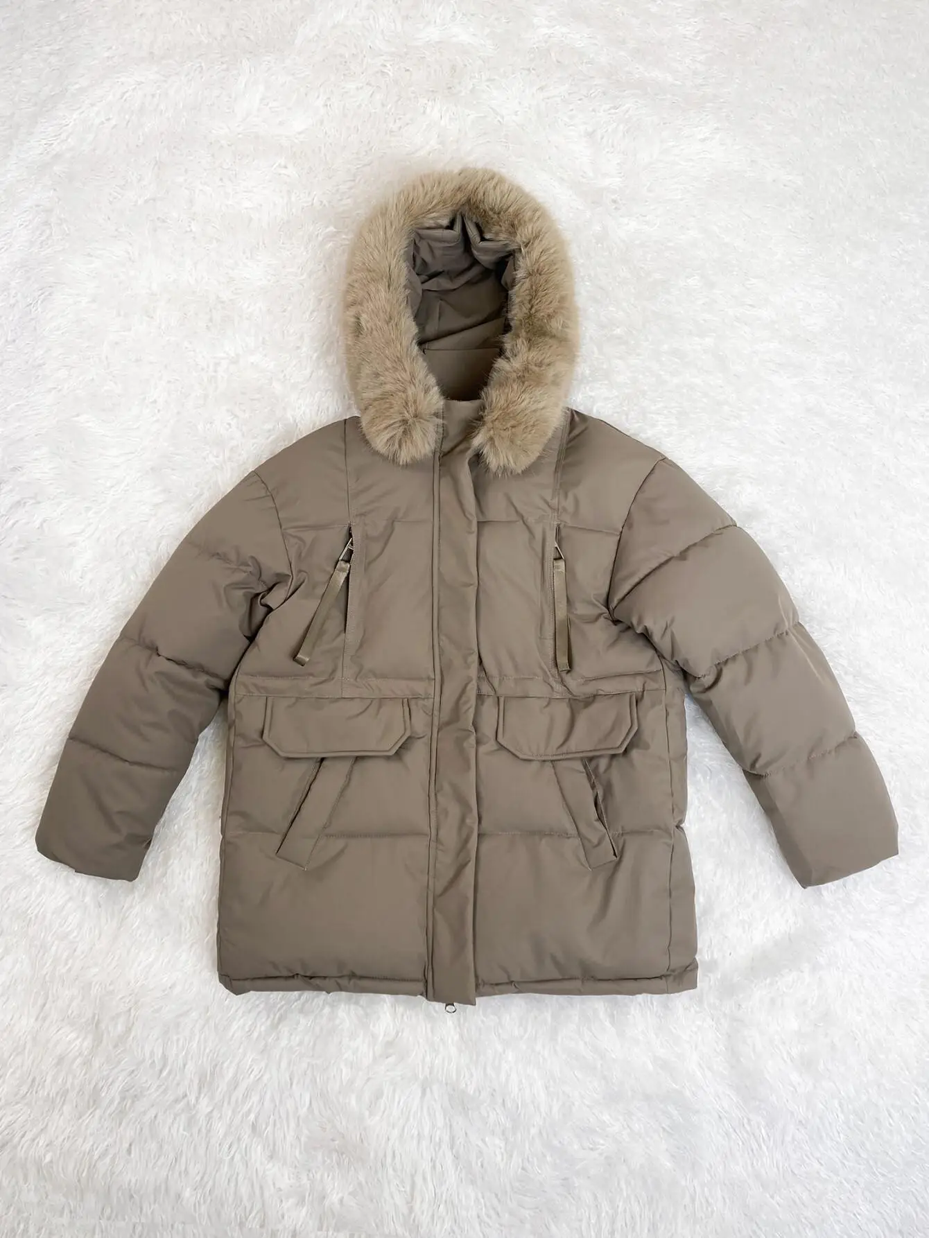 

Женское осенне-зимнее шикарное стеганое пальто, теплая толстая повседневная куртка с длинными рукавами и меховым капюшоном на молнии