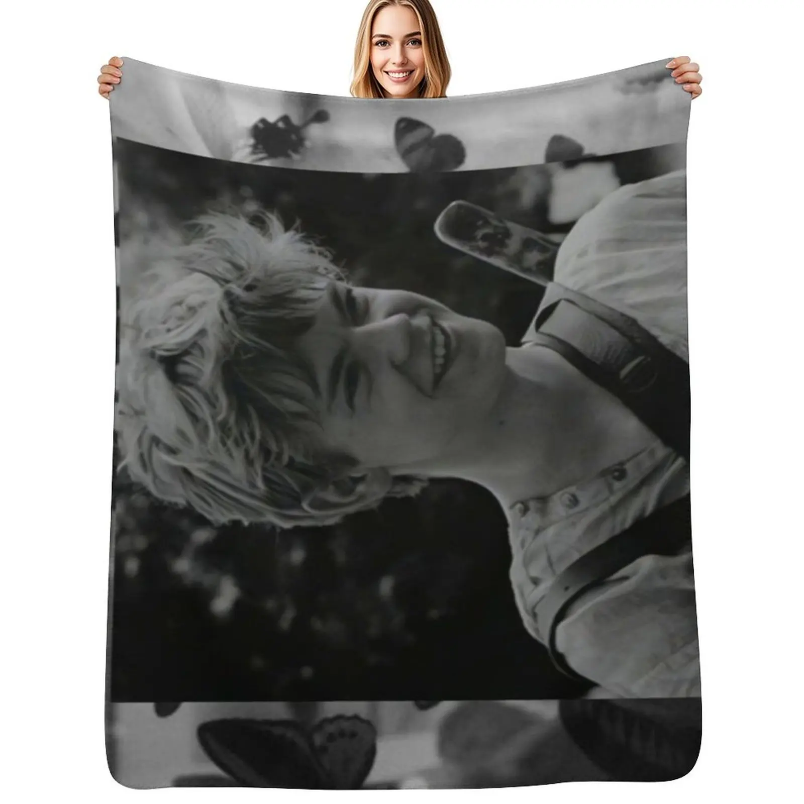 the maze runner newt blanket Throw Blanket Soft Bedroom Blanket for Night Sleeping