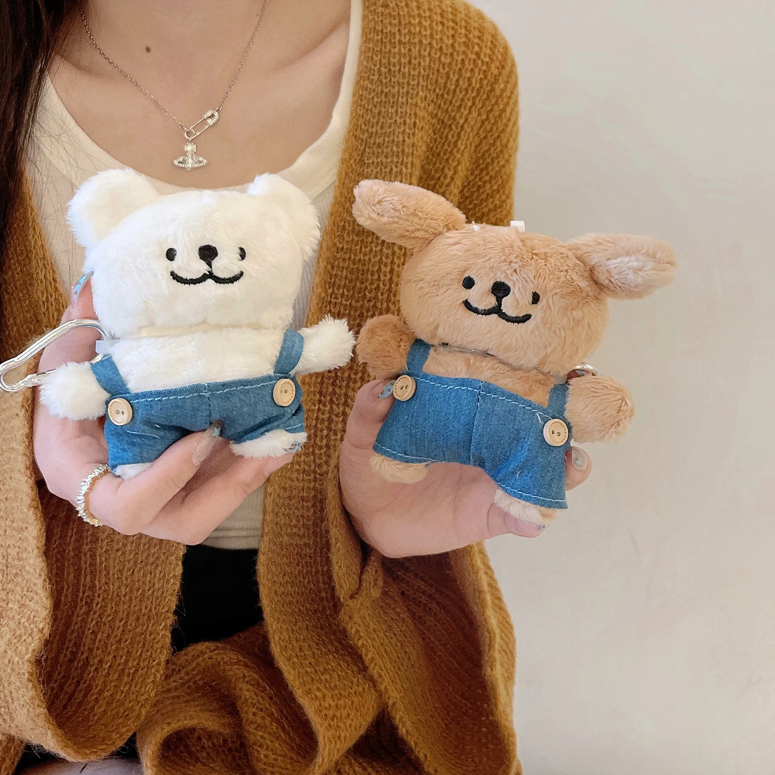 Funda de Peluche Kawaii con Diseño de Oso para Apple AirPods Pro/2/3/4, Cubierta de Peluche Suave con Diseño de Dibujos Animados, Funda para Auriculares de 4.ª Generación